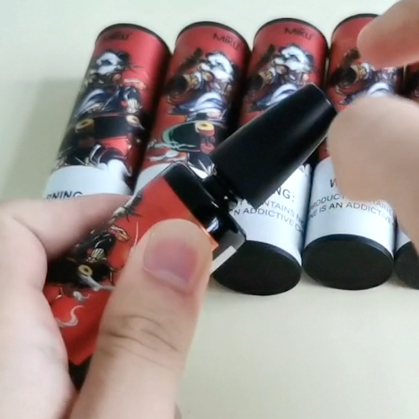 For newbie, how to open the e-liquid bottle?